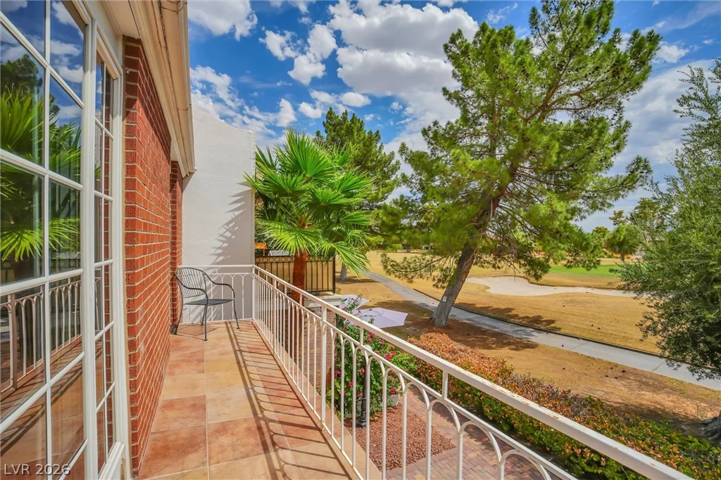 548 Tam O Shanter, Las Vegas, NV 89109