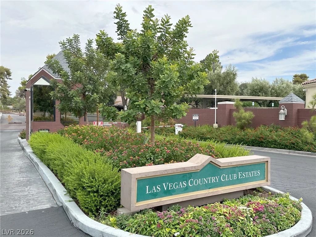 548 Tam O Shanter, Las Vegas, NV 89109