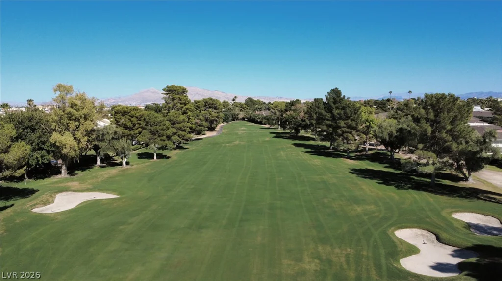 548 Tam O Shanter, Las Vegas, NV 89109