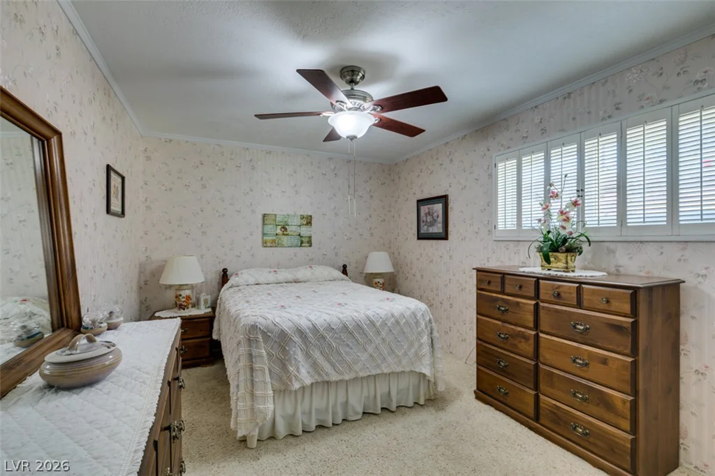 661 Burton, Henderson, NV 89015