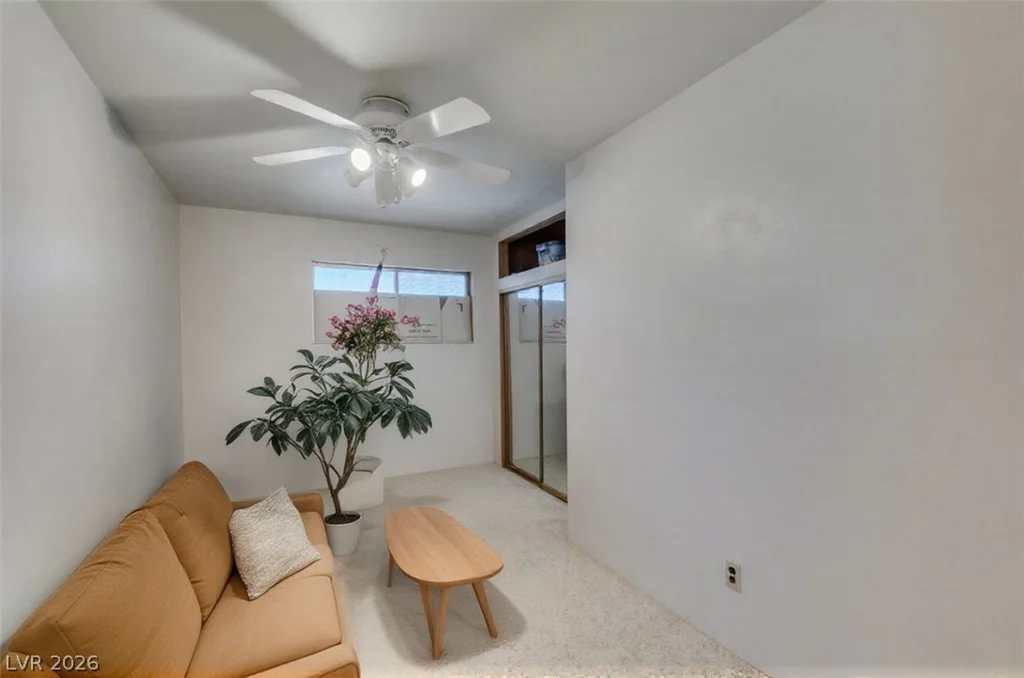 661 Burton, Henderson, NV 89015