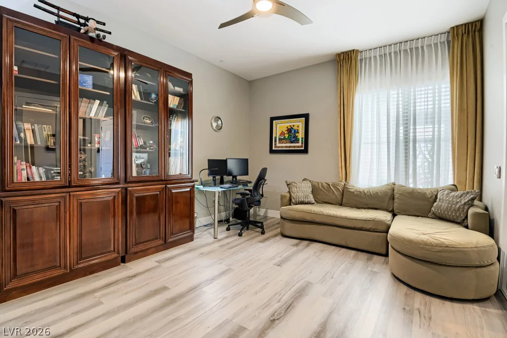 52 Thorn Creek, Henderson, NV 89011