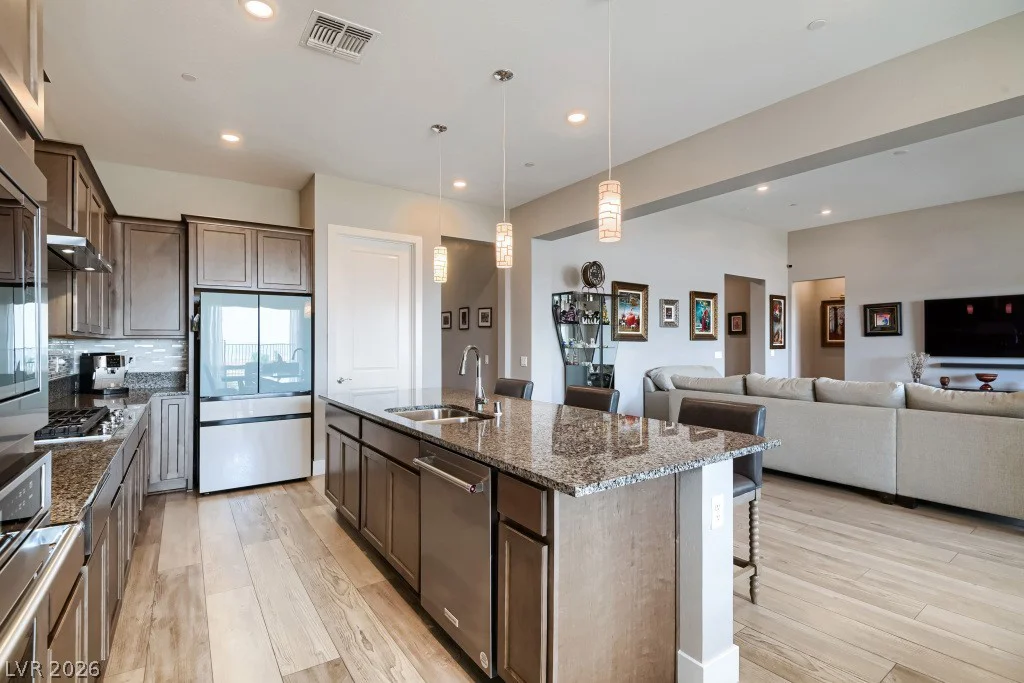 52 Thorn Creek, Henderson, NV 89011