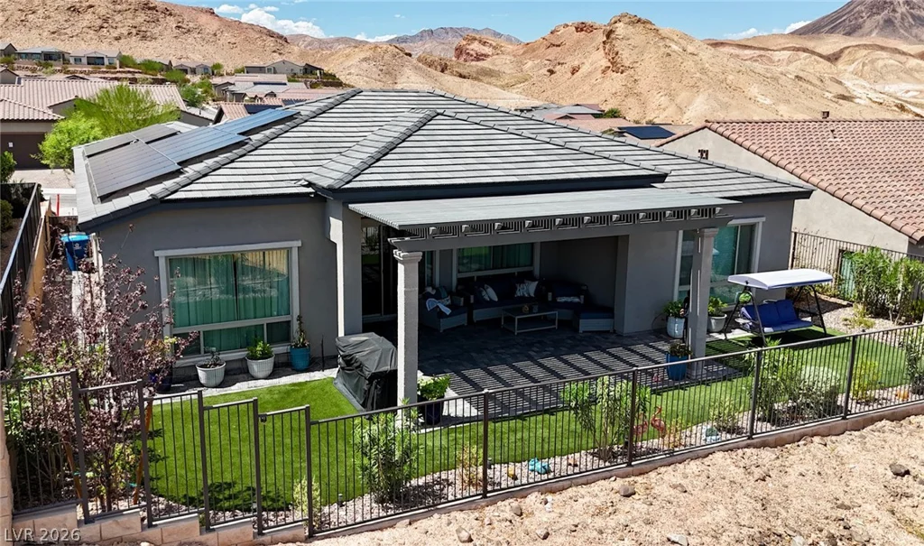 52 Thorn Creek, Henderson, NV 89011