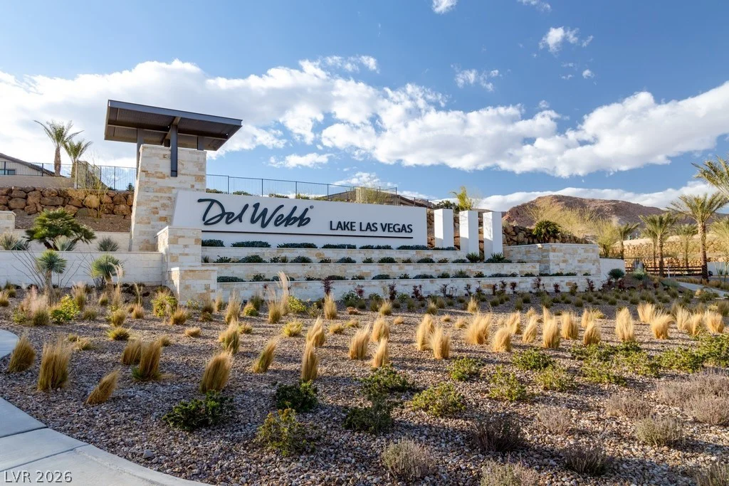 52 Thorn Creek, Henderson, NV 89011