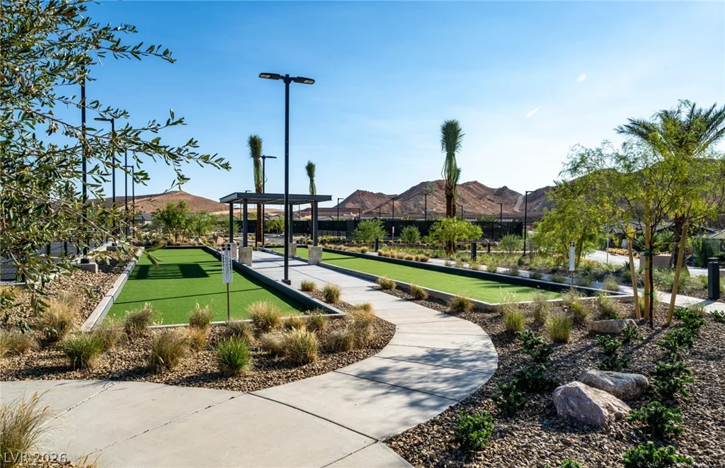 52 Thorn Creek, Henderson, NV 89011