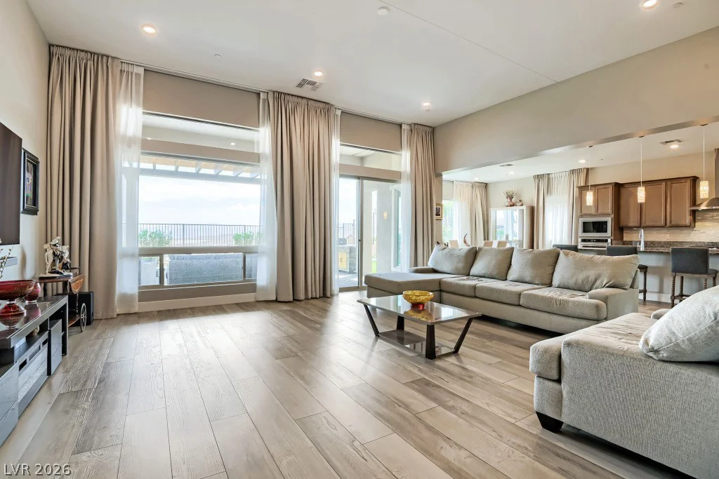 52 Thorn Creek, Henderson, NV 89011