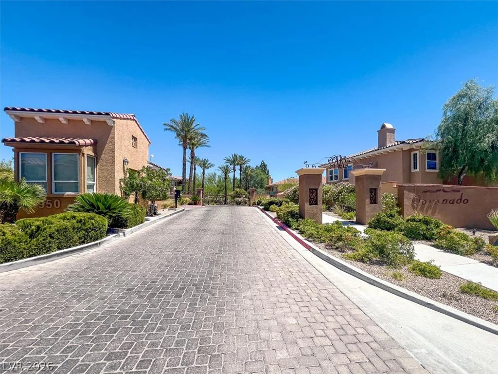 845 Canterra, Las Vegas, NV 89138