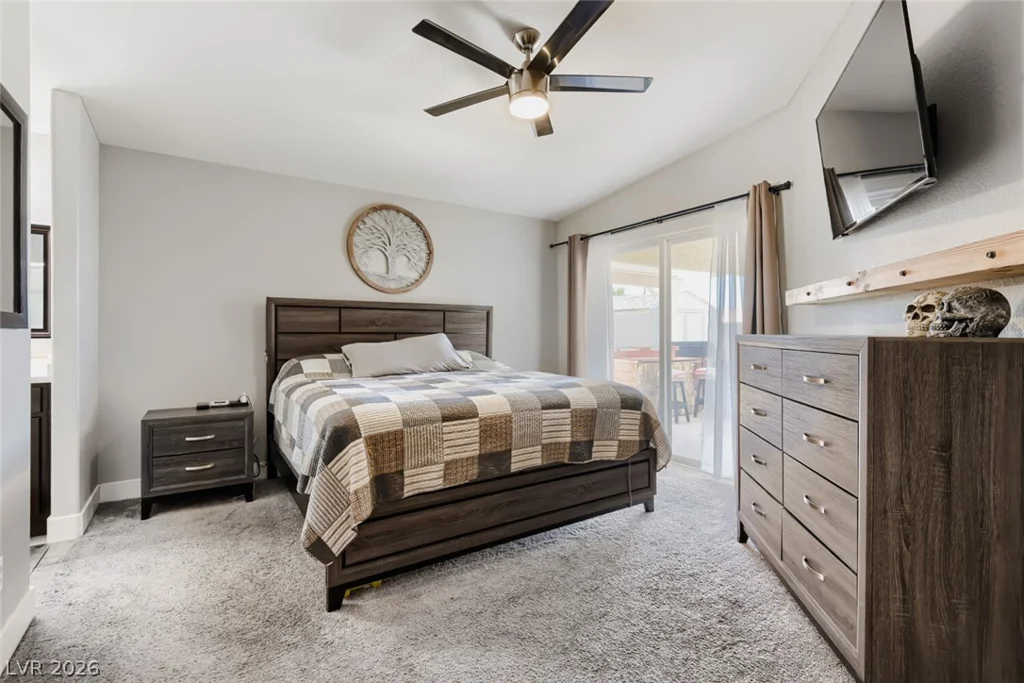 5218 Willowdale, North Las Vegas, NV 89031