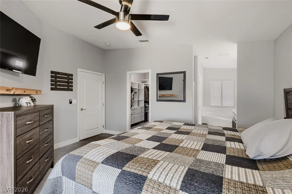 5218 Willowdale, North Las Vegas, NV 89031