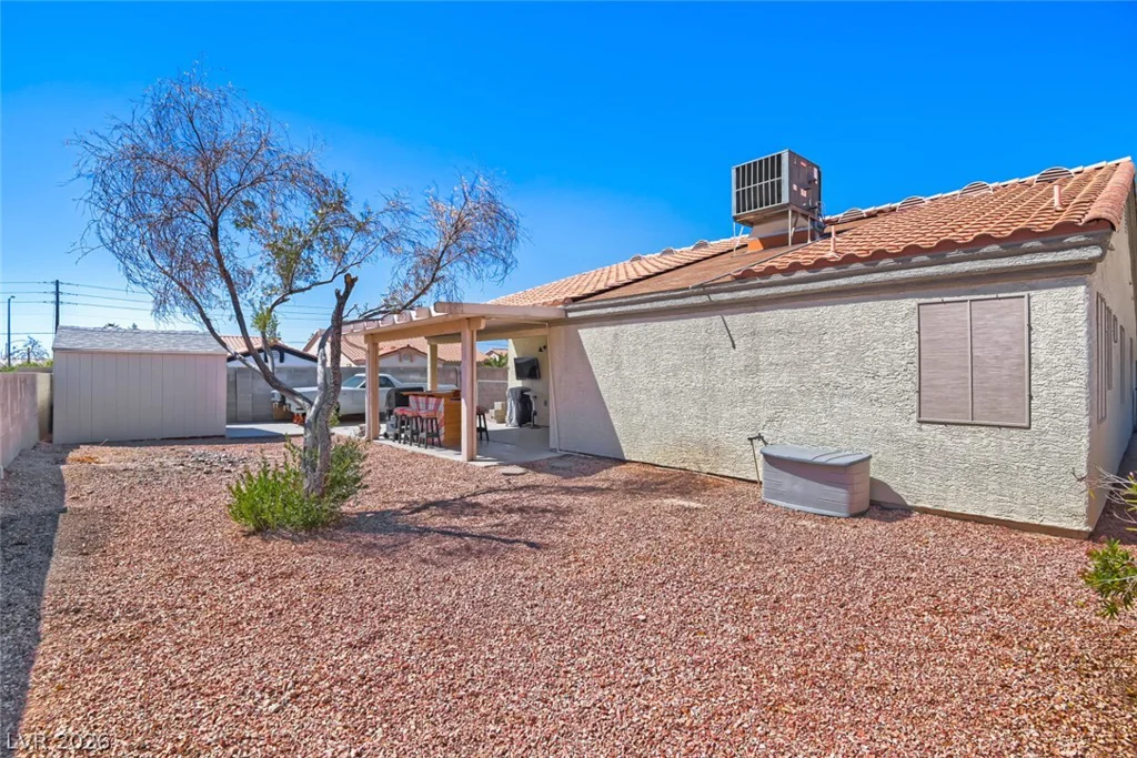 5218 Willowdale, North Las Vegas, NV 89031