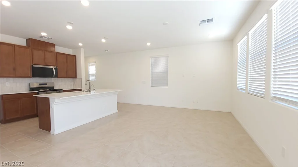 7375 Davenbury, Las Vegas, NV 89113
