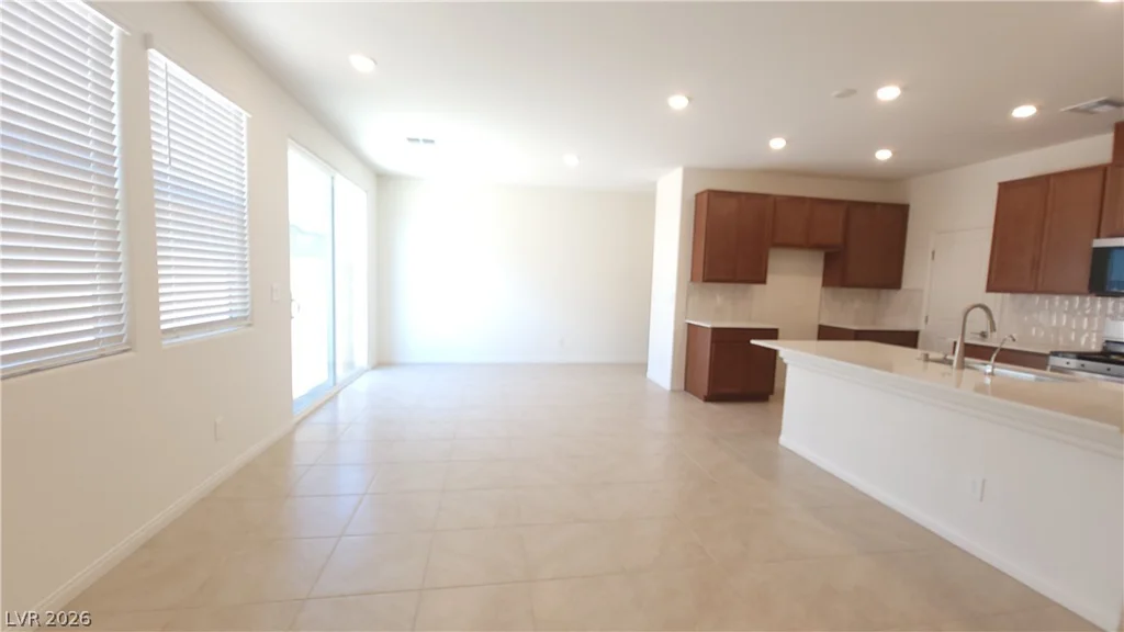 7375 Davenbury, Las Vegas, NV 89113