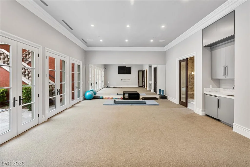 19 Eagles Landing, Las Vegas, NV 89141