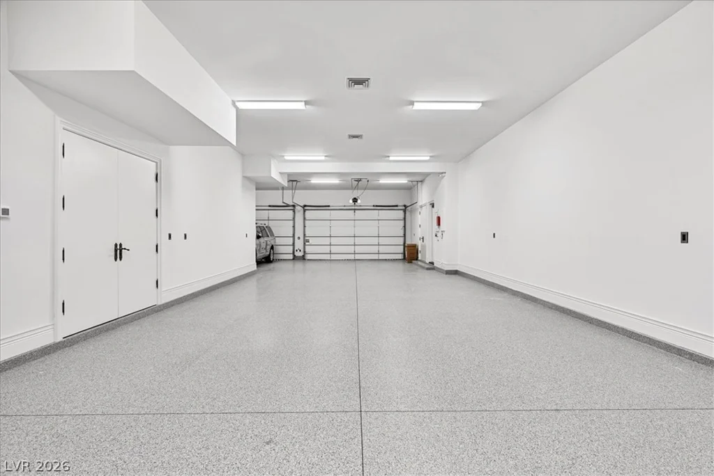 19 Eagles Landing, Las Vegas, NV 89141