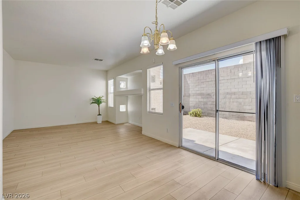 7921 Limbwood, Las Vegas, NV 89131