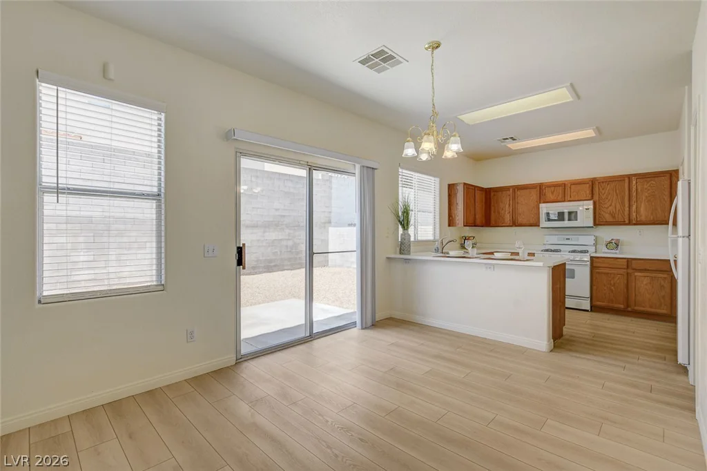 7921 Limbwood, Las Vegas, NV 89131
