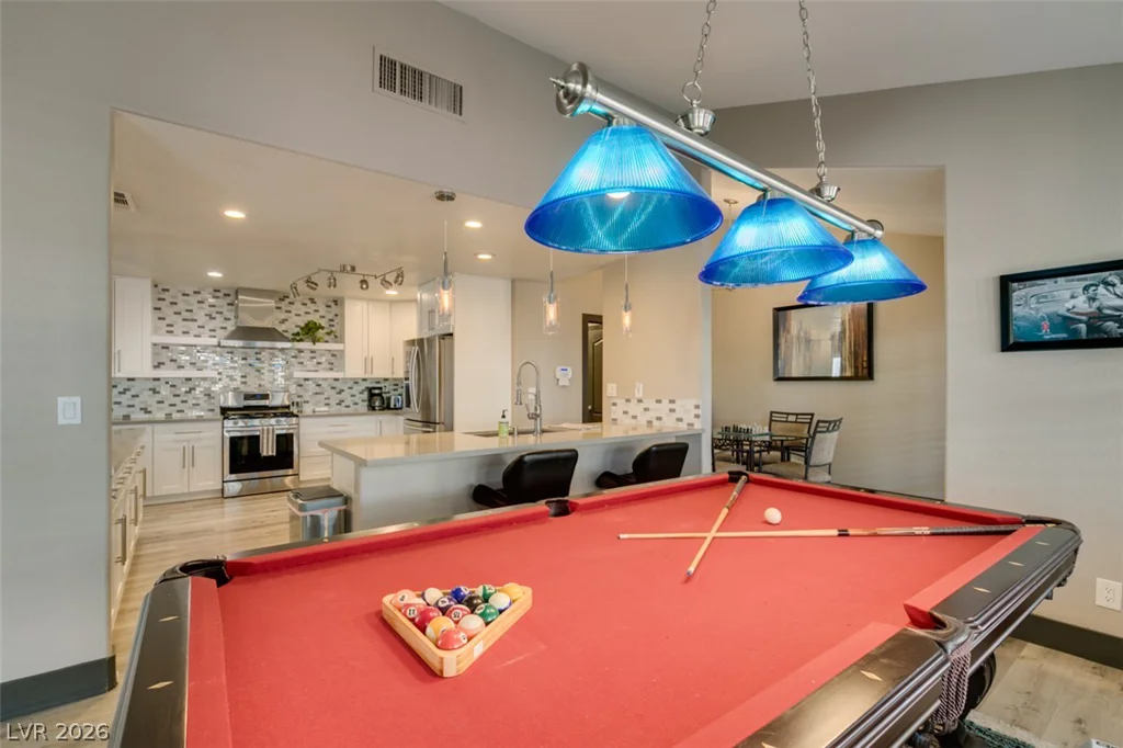 1909 Blackpool, Las Vegas, NV 89128