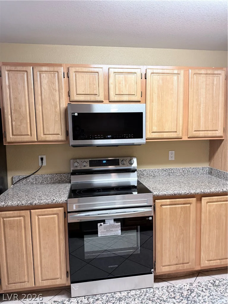 5055 Hacienda, Las Vegas, NV 89118