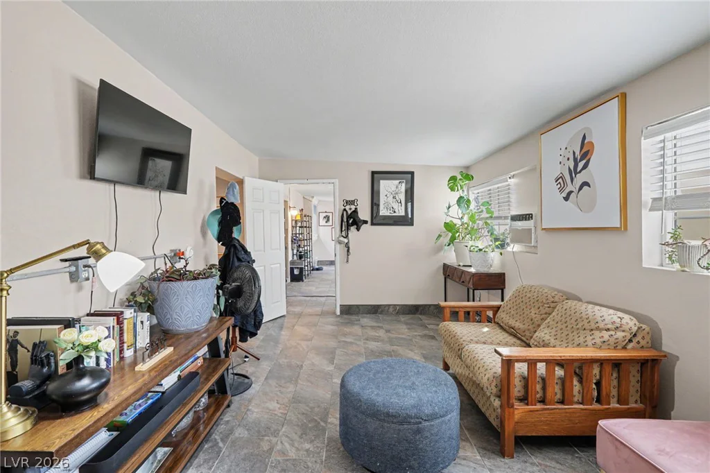 543 Vantage, Henderson, NV 89002