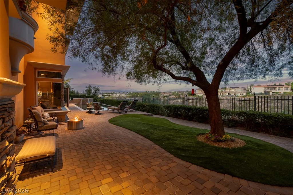 1350 Villafranca, Henderson, NV 89052