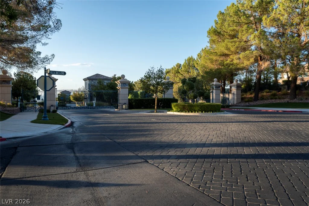 1350 Villafranca, Henderson, NV 89052