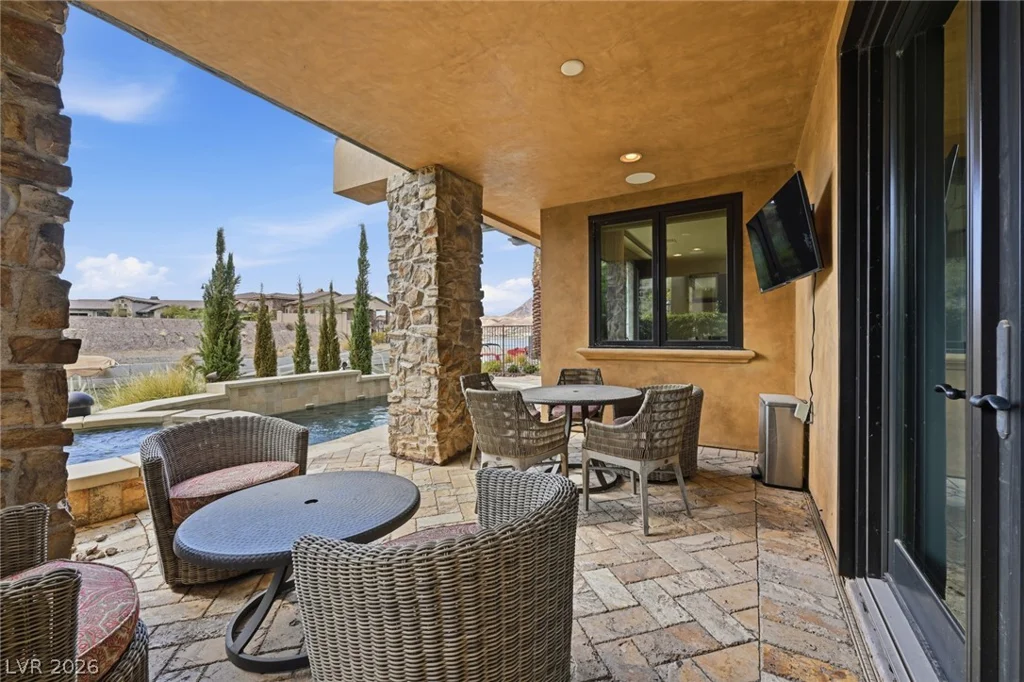9 Via Del Garda, Henderson, NV 89011