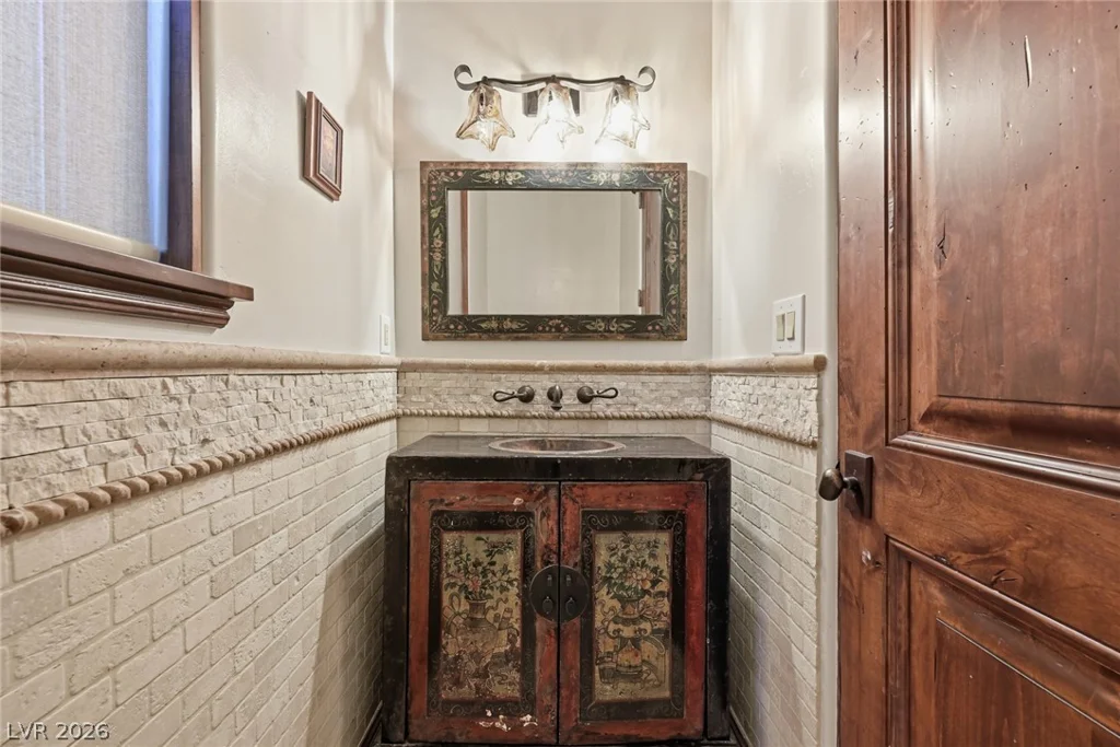 9 Via Del Garda, Henderson, NV 89011