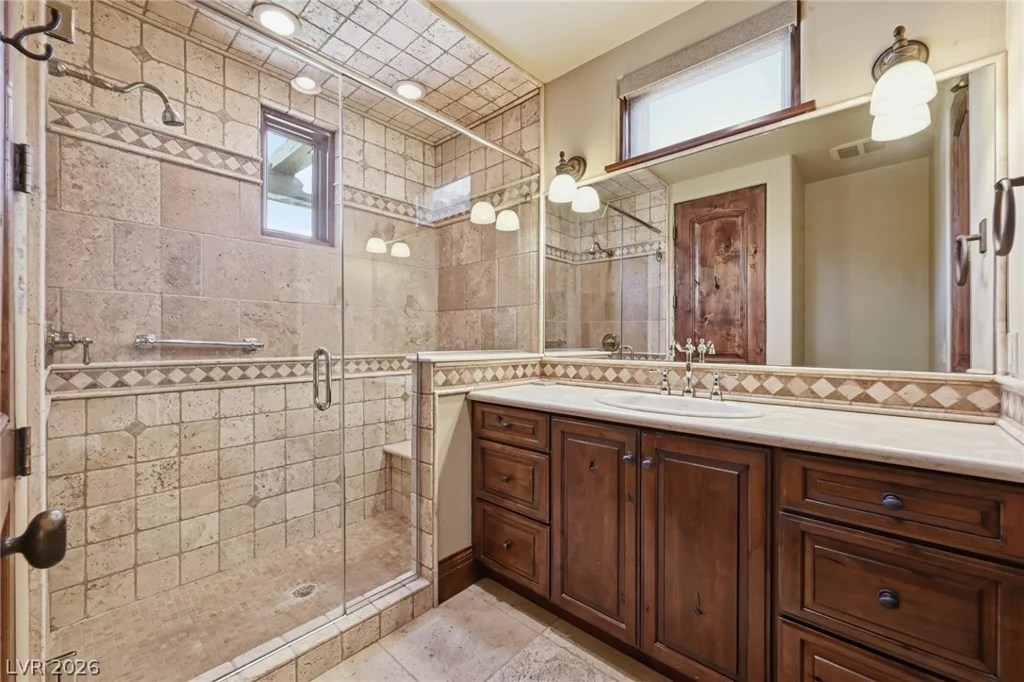 9 Via Del Garda, Henderson, NV 89011