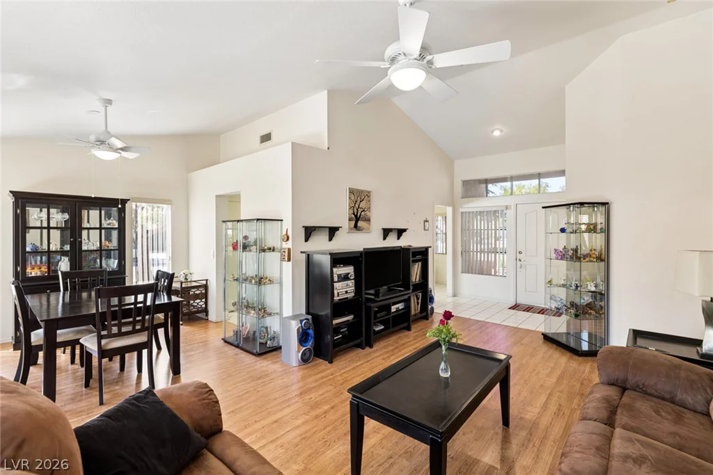 2400 Sunup, Las Vegas, NV 89134