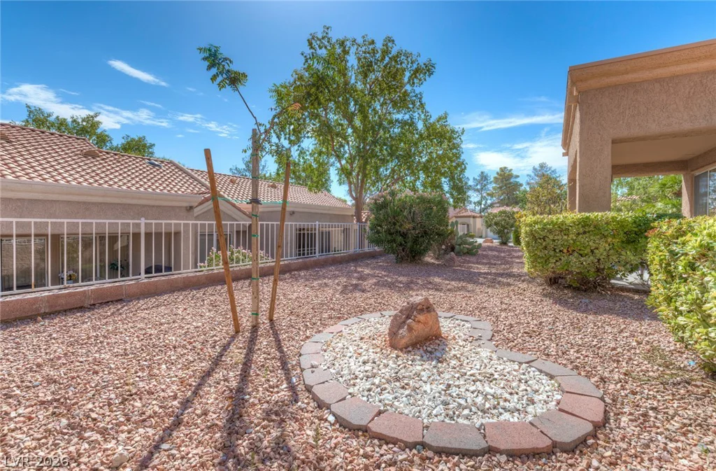 2400 Sunup, Las Vegas, NV 89134