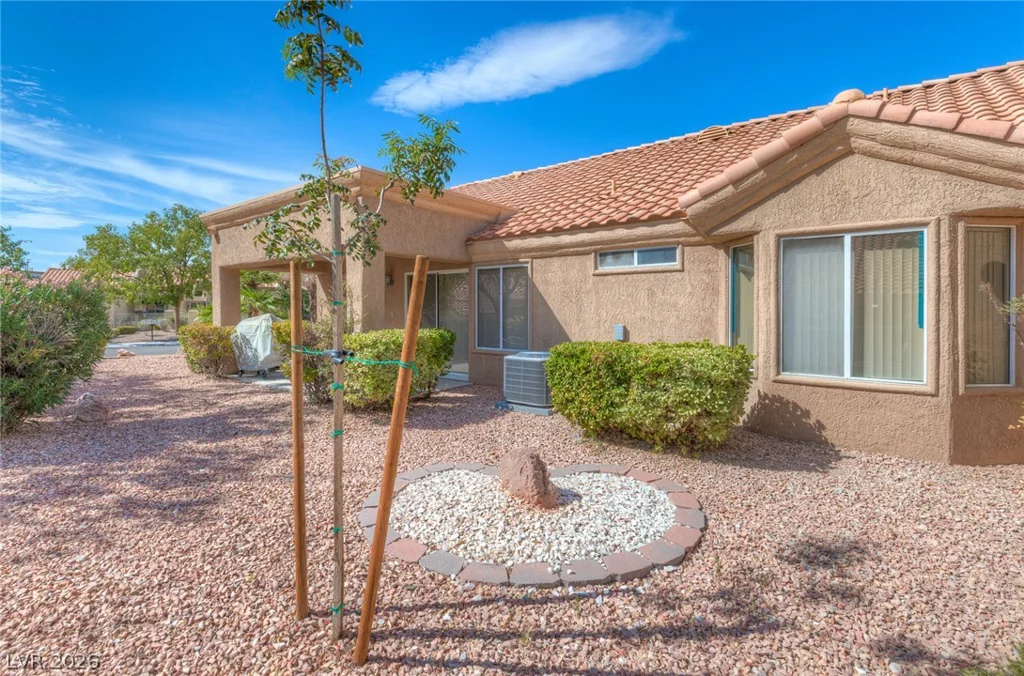 2400 Sunup, Las Vegas, NV 89134