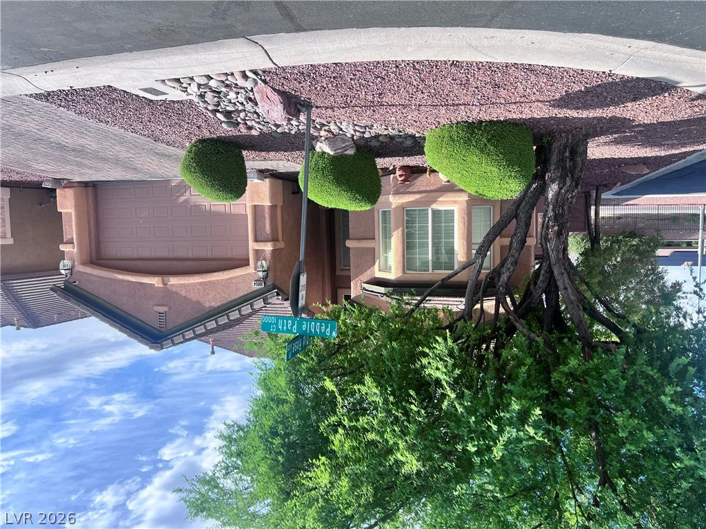 10054 Pebble Path, Las Vegas, NV 89148
