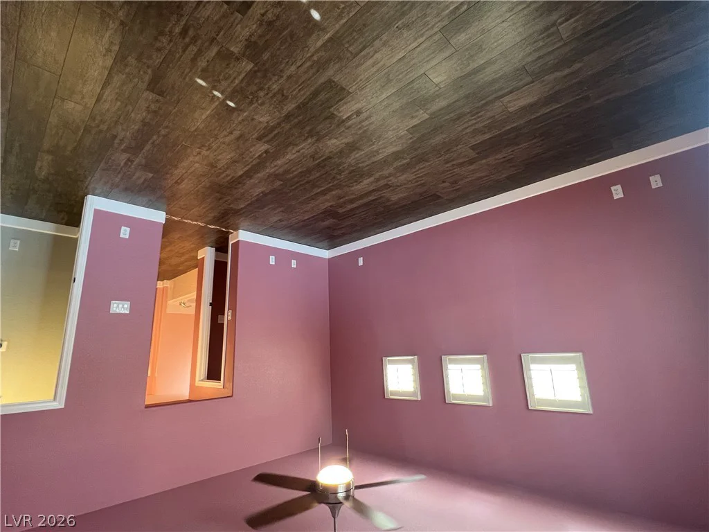 10054 Pebble Path, Las Vegas, NV 89148