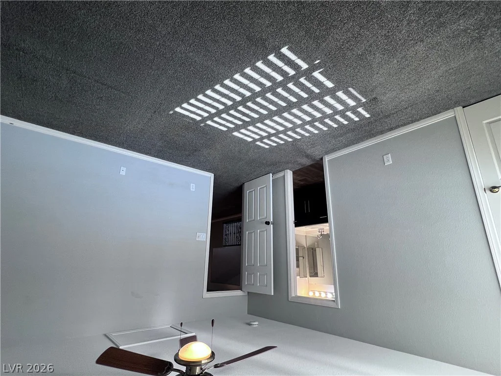 10054 Pebble Path, Las Vegas, NV 89148