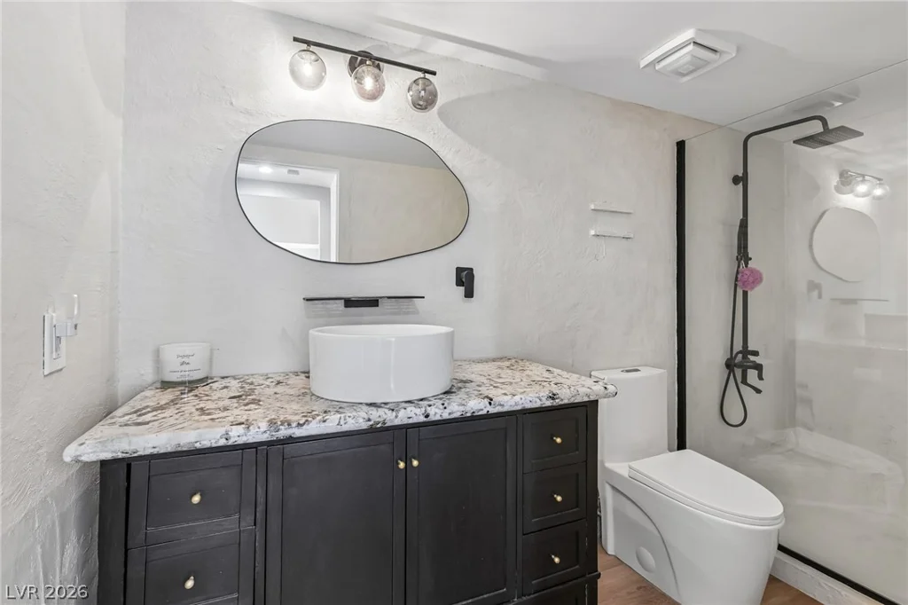 8969 Clairton, Las Vegas, NV 89117
