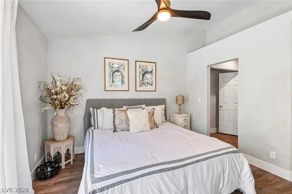 8969 Clairton, Las Vegas, NV 89117