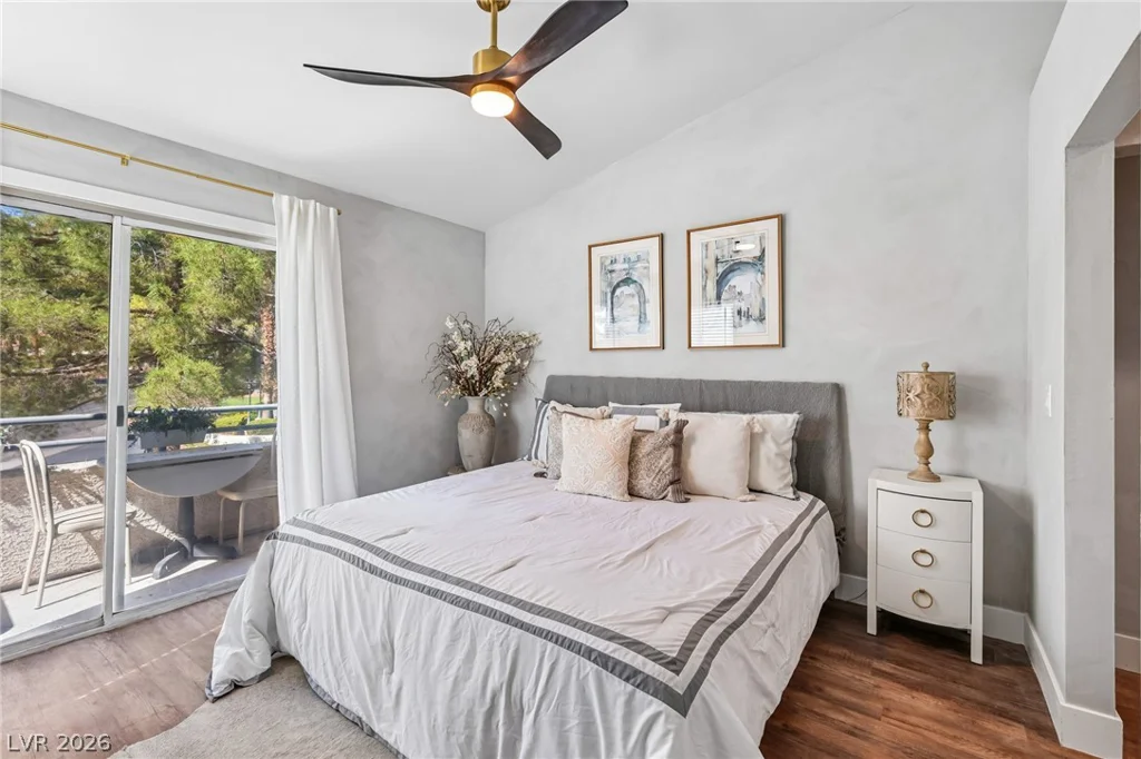 8969 Clairton, Las Vegas, NV 89117
