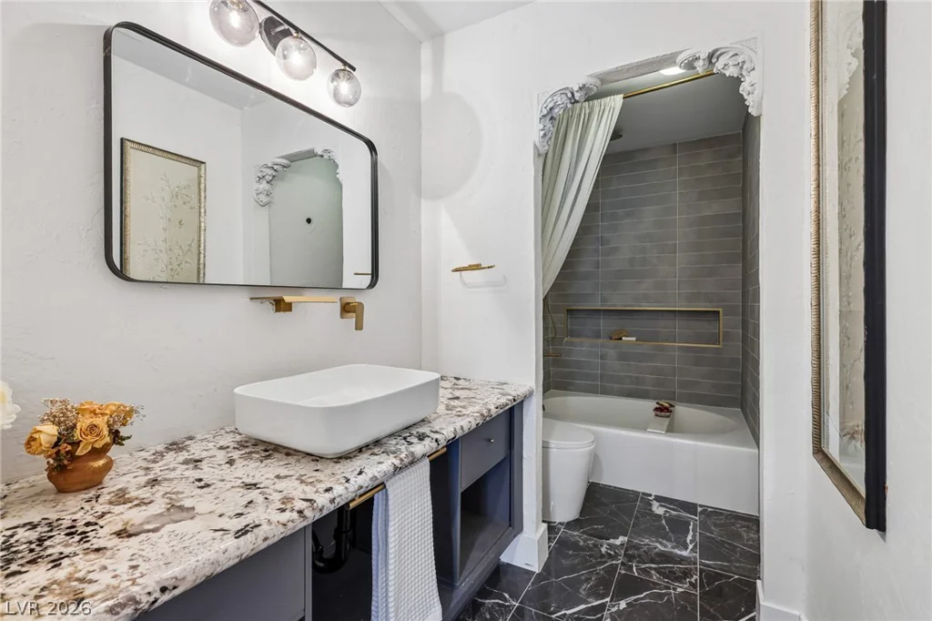 8969 Clairton, Las Vegas, NV 89117