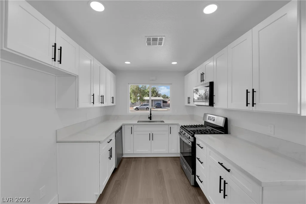 4112 Las Lomas, Las Vegas, NV 89102
