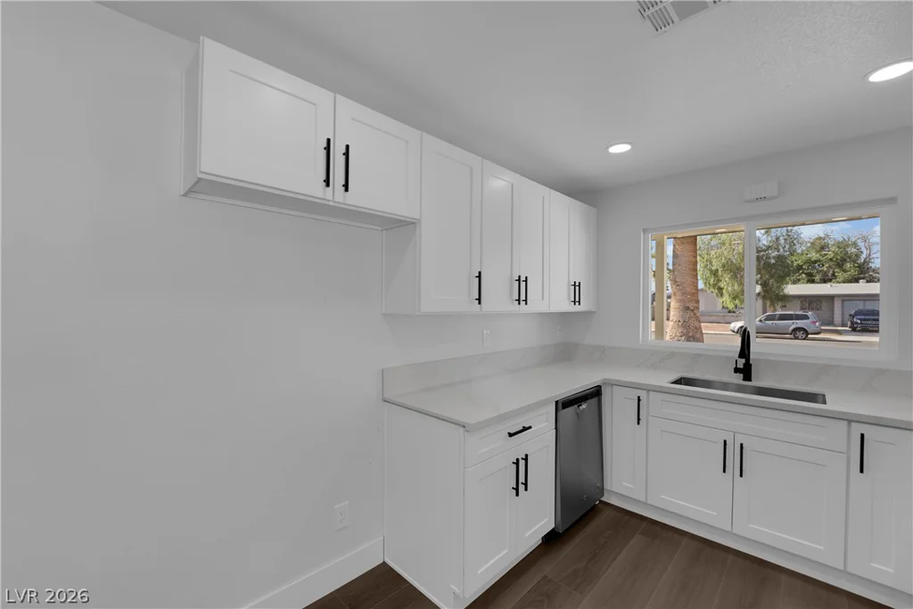 4112 Las Lomas, Las Vegas, NV 89102