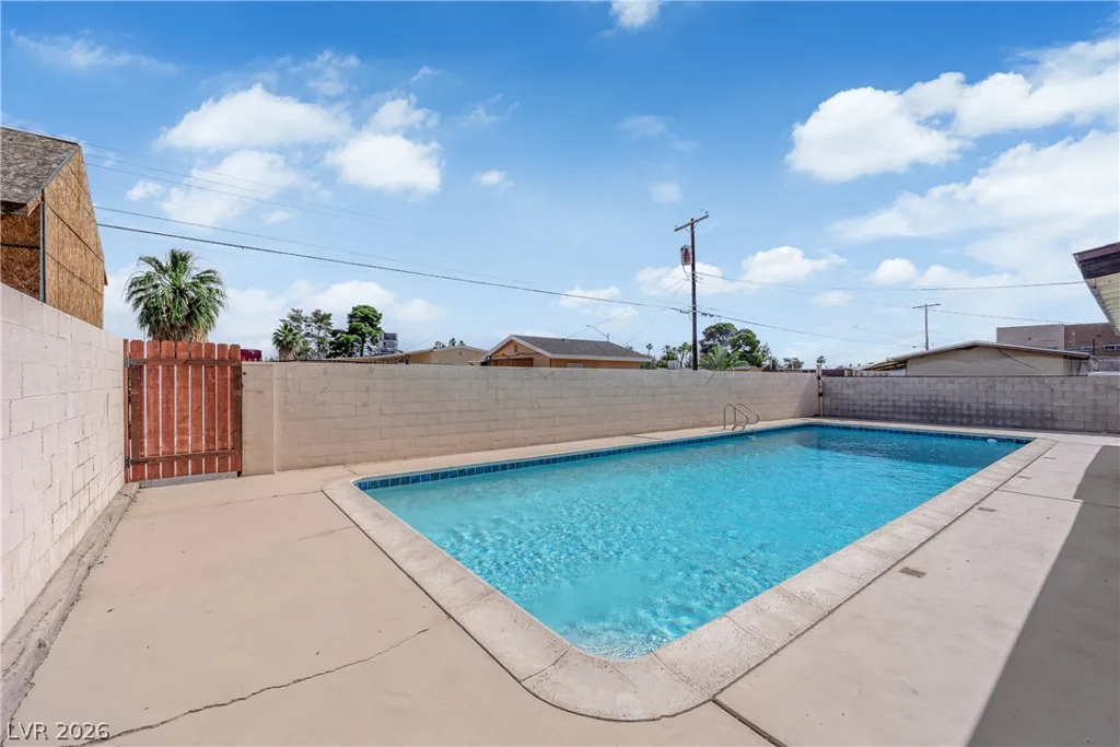 4112 Las Lomas, Las Vegas, NV 89102