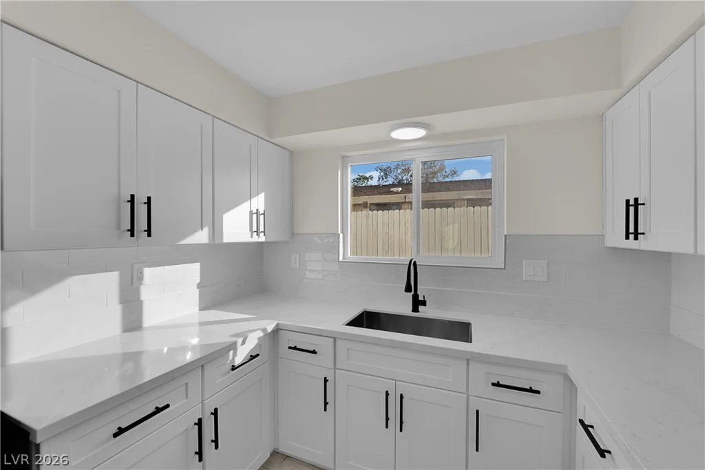 4404 Edward, Las Vegas, NV 89108