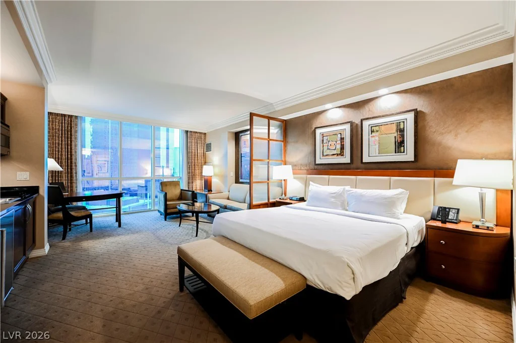 145 HARMON, Las Vegas, NV 89109