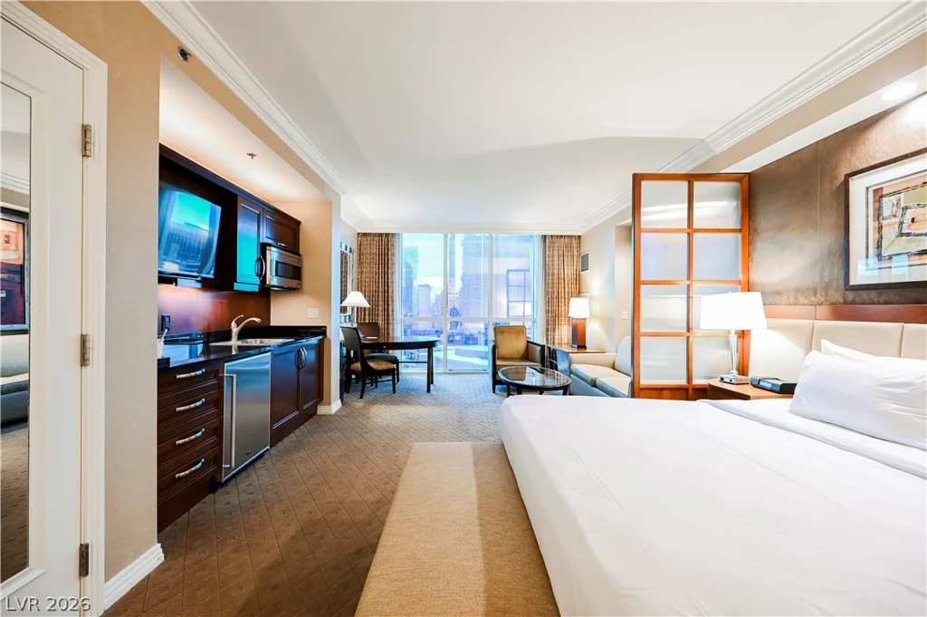 145 HARMON, Las Vegas, NV 89109