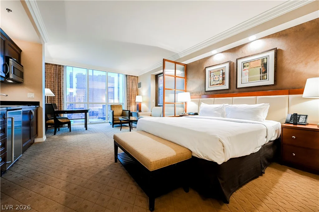 145 HARMON, Las Vegas, NV 89109