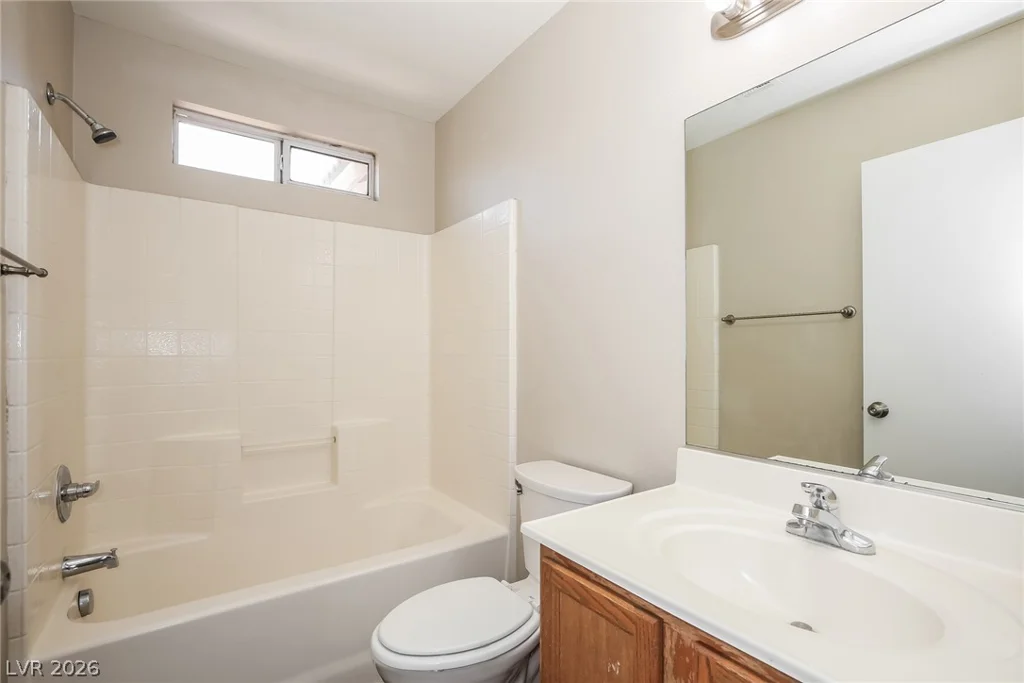 2617 Los Palos, Las Vegas, NV 89108