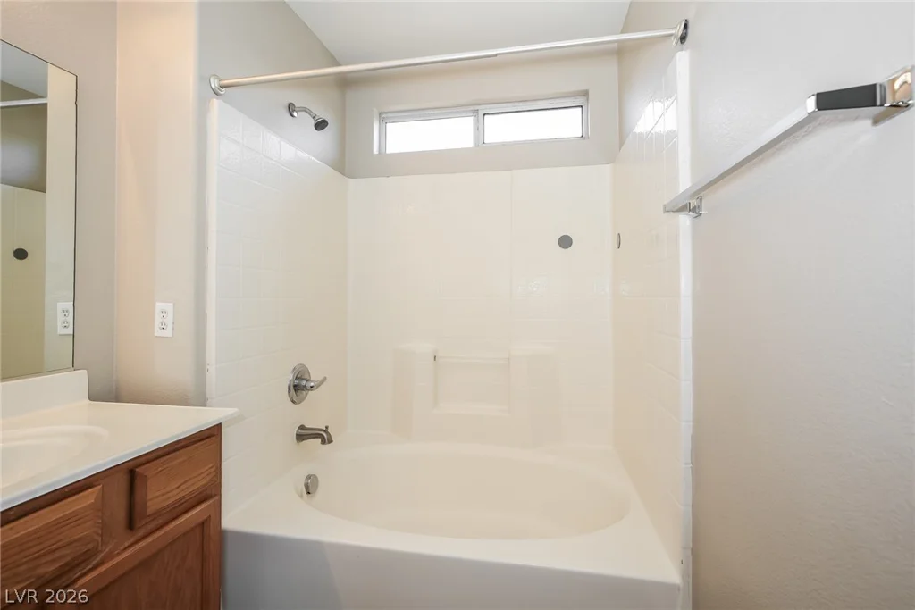 2617 Los Palos, Las Vegas, NV 89108