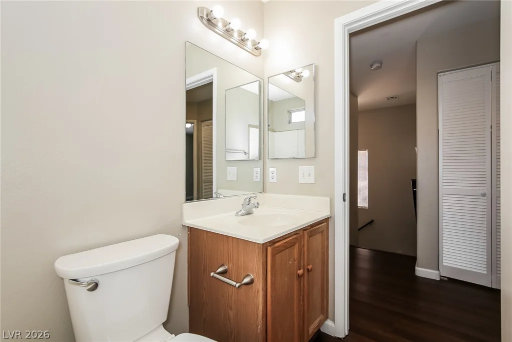 2617 Los Palos, Las Vegas, NV 89108