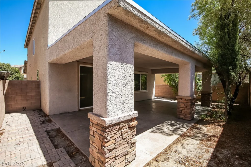 2617 Los Palos, Las Vegas, NV 89108